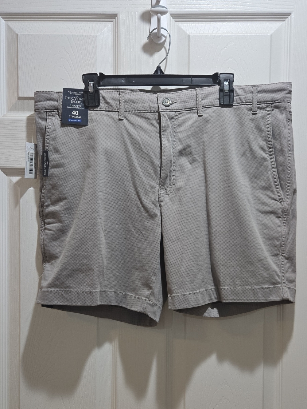 Roundtree & Yorke Men's Straight Fit Short. 40x7. The Carry-On Short. NWT.